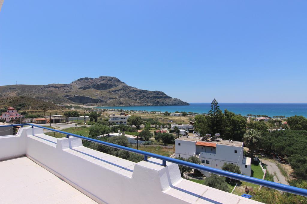 Lofos Hotel Плакиас Экстерьер фото